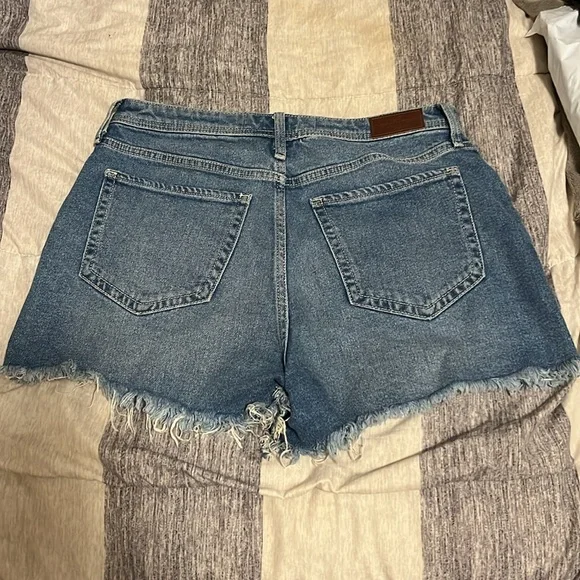 Hollister Blue Distressed mom Shorts - Picture 2 of 3